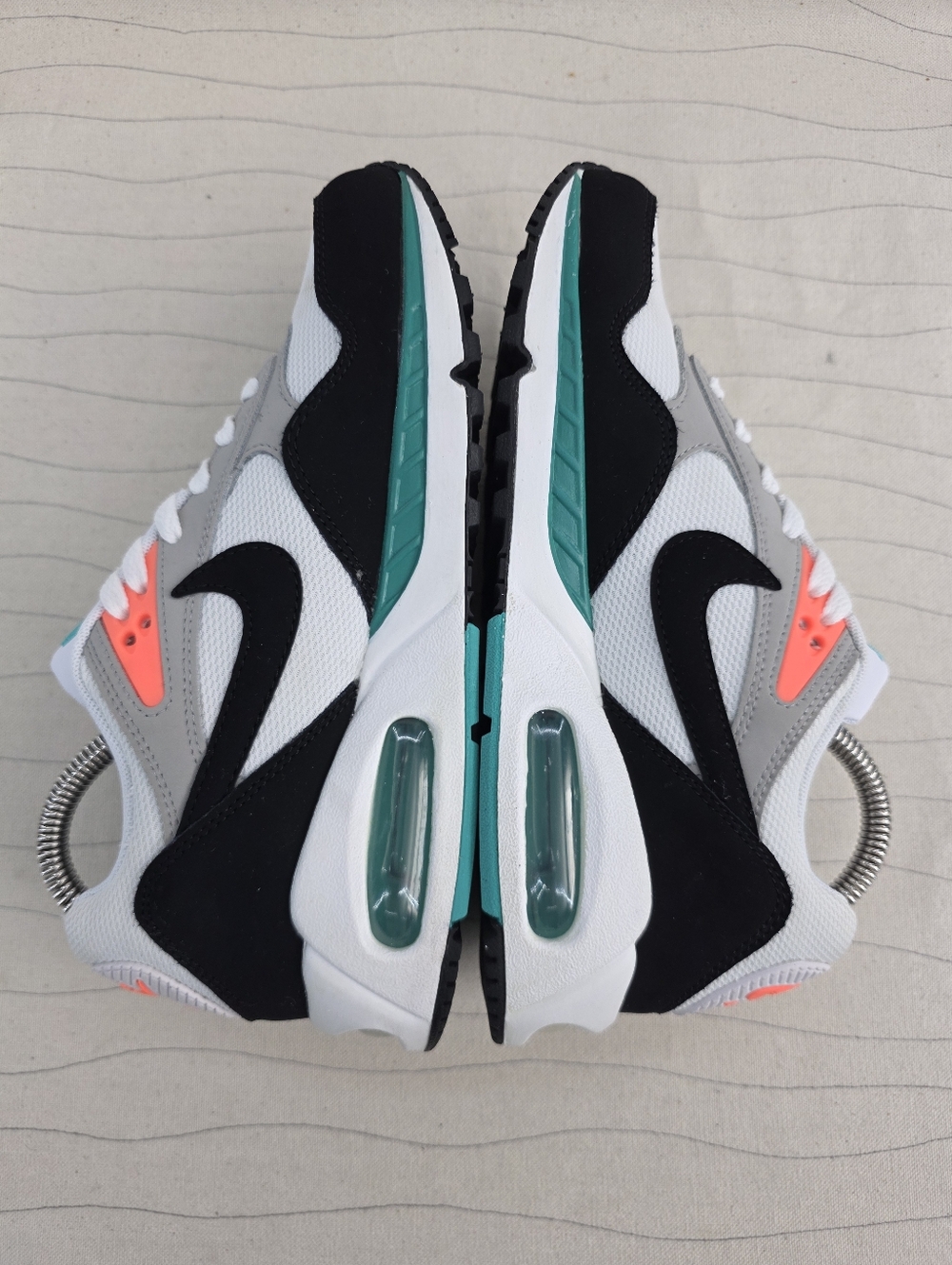 Nike Womens Air Max Correlate White Black New Green White Shoes 511417-136 Sz 7 - Picture 9 of 13